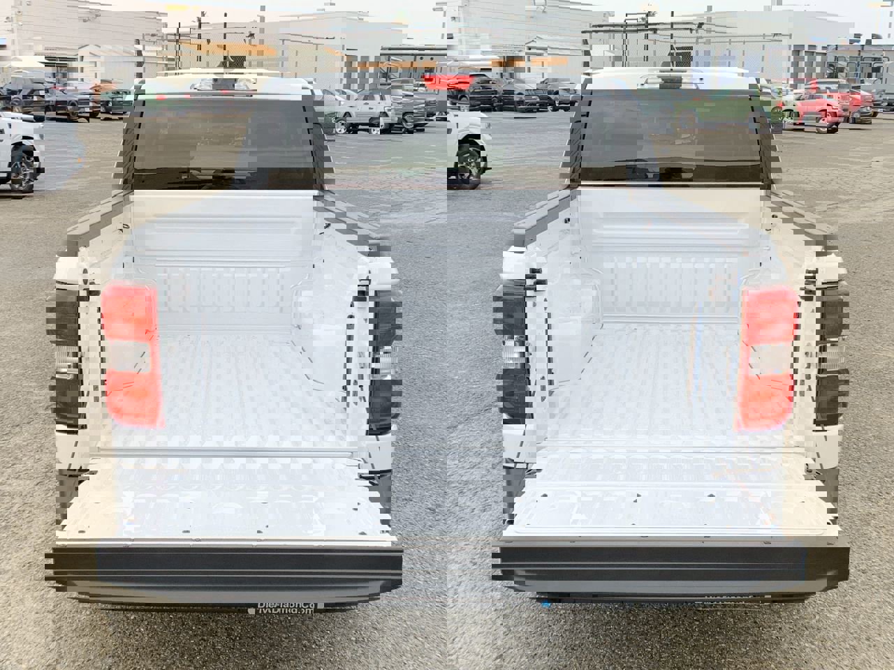 New 2025 Ford Maverick XL image 40