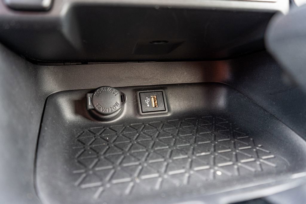 Used 2024 Toyota RAV4 LE image 32