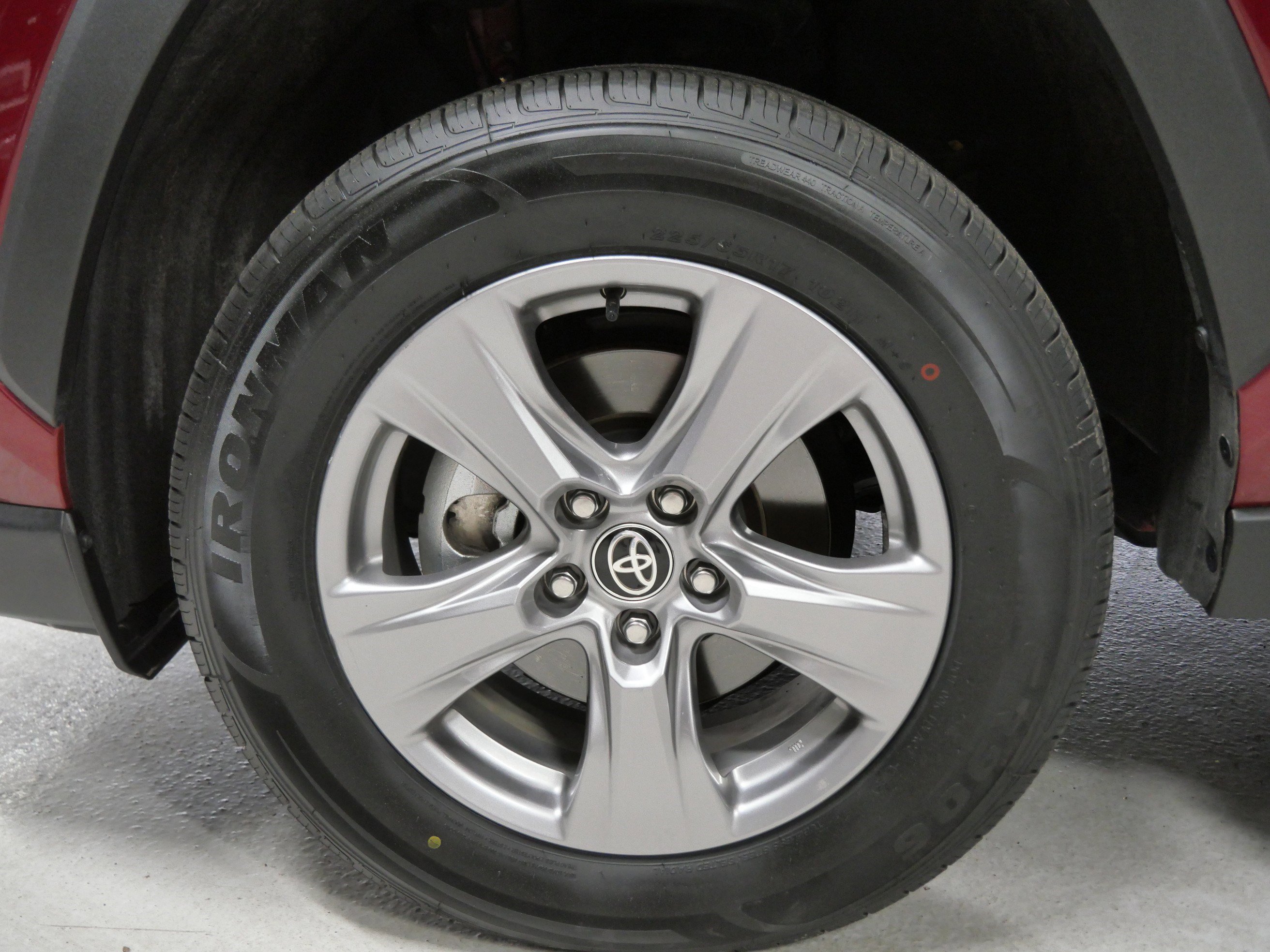 Certified 2025 Toyota RAV4 XLE FWD image 16