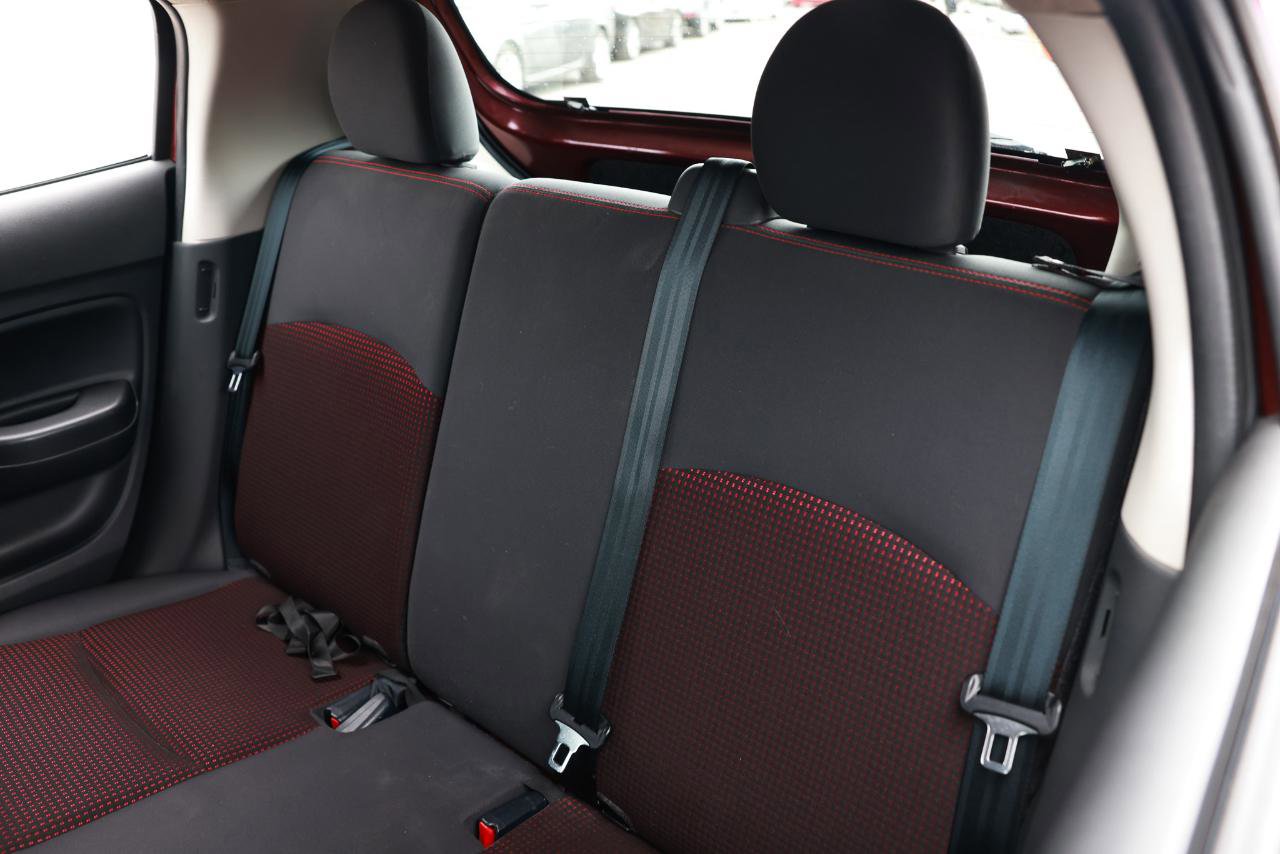 Used 2020 Mitsubishi Mirage LE image 8