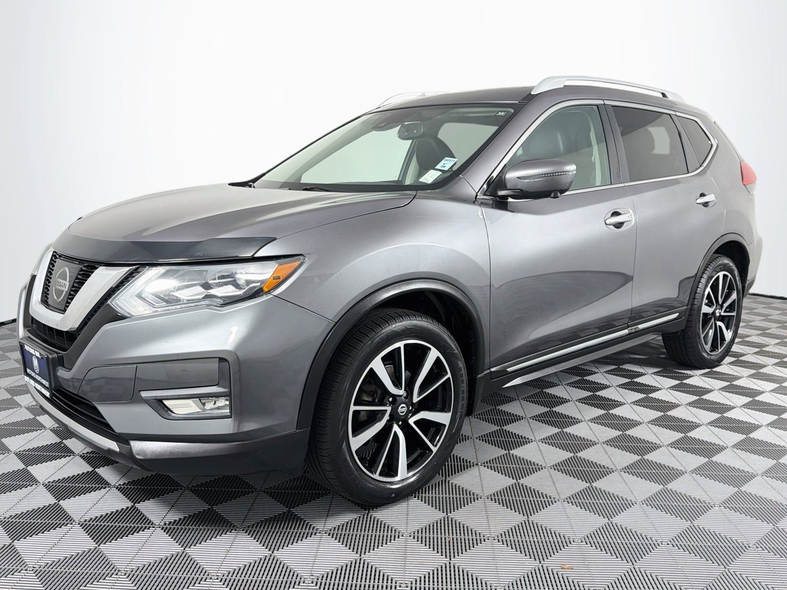 Used 2017 Nissan Rogue Platinum AWD/4WD image 6