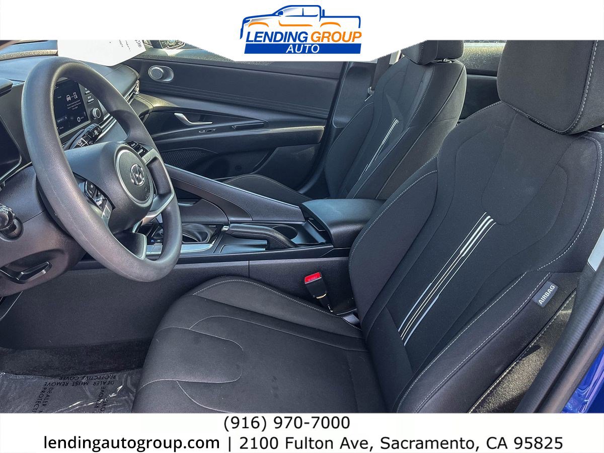 Used 2022 Hyundai Elantra SEL image 16