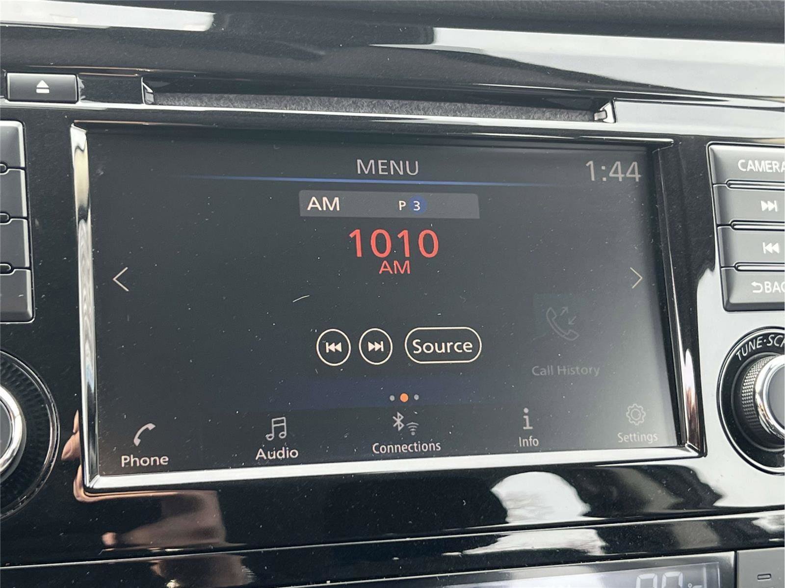 Used 2022 Nissan Rogue Sport SV image 12