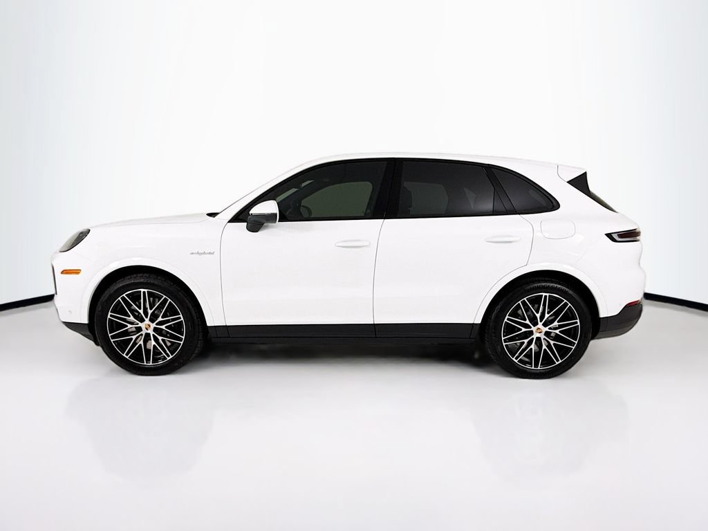 New 2026 Porsche Cayenne E-Hybrid AWD/4WD image 2