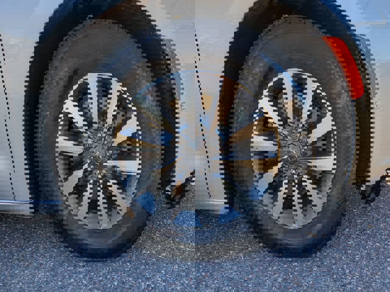 Used 2022 Chrysler Pacifica Limited image 11