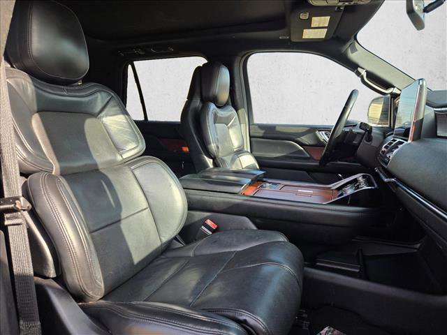 Used 2020 Lincoln Navigator L Reserve image 18