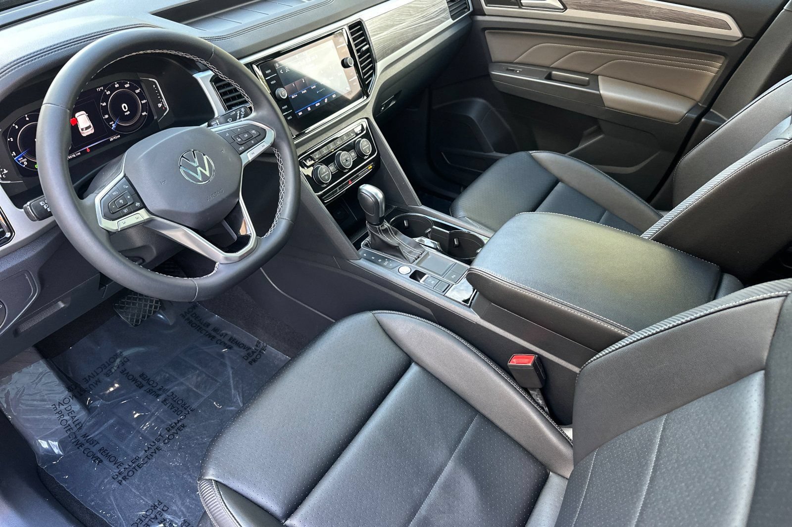 Used 2023 Volkswagen Atlas Cross Sport SE FWD image 9
