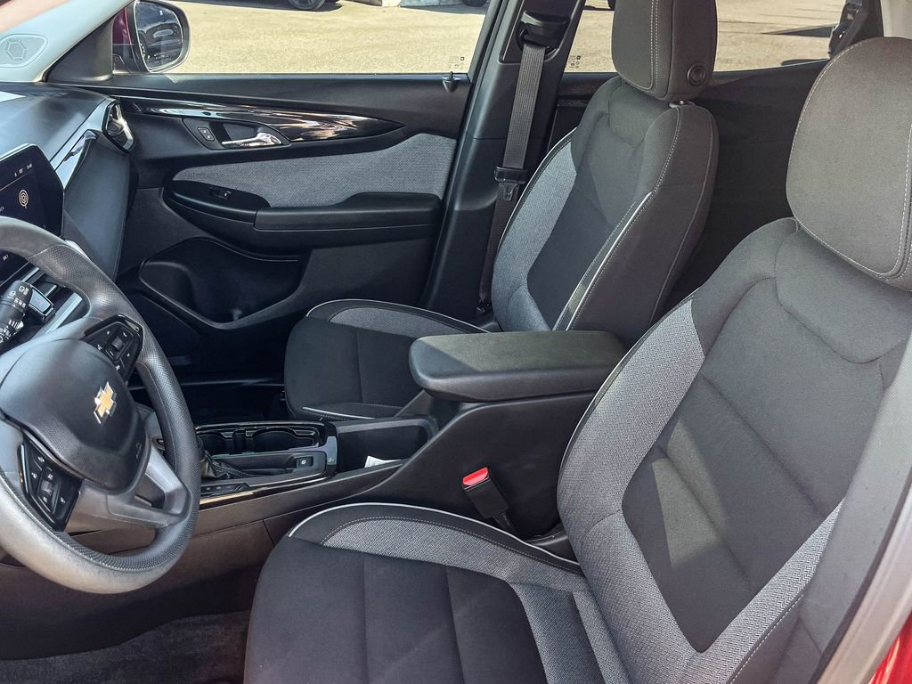 Used 2024 Chevrolet TrailBlazer LT image 34