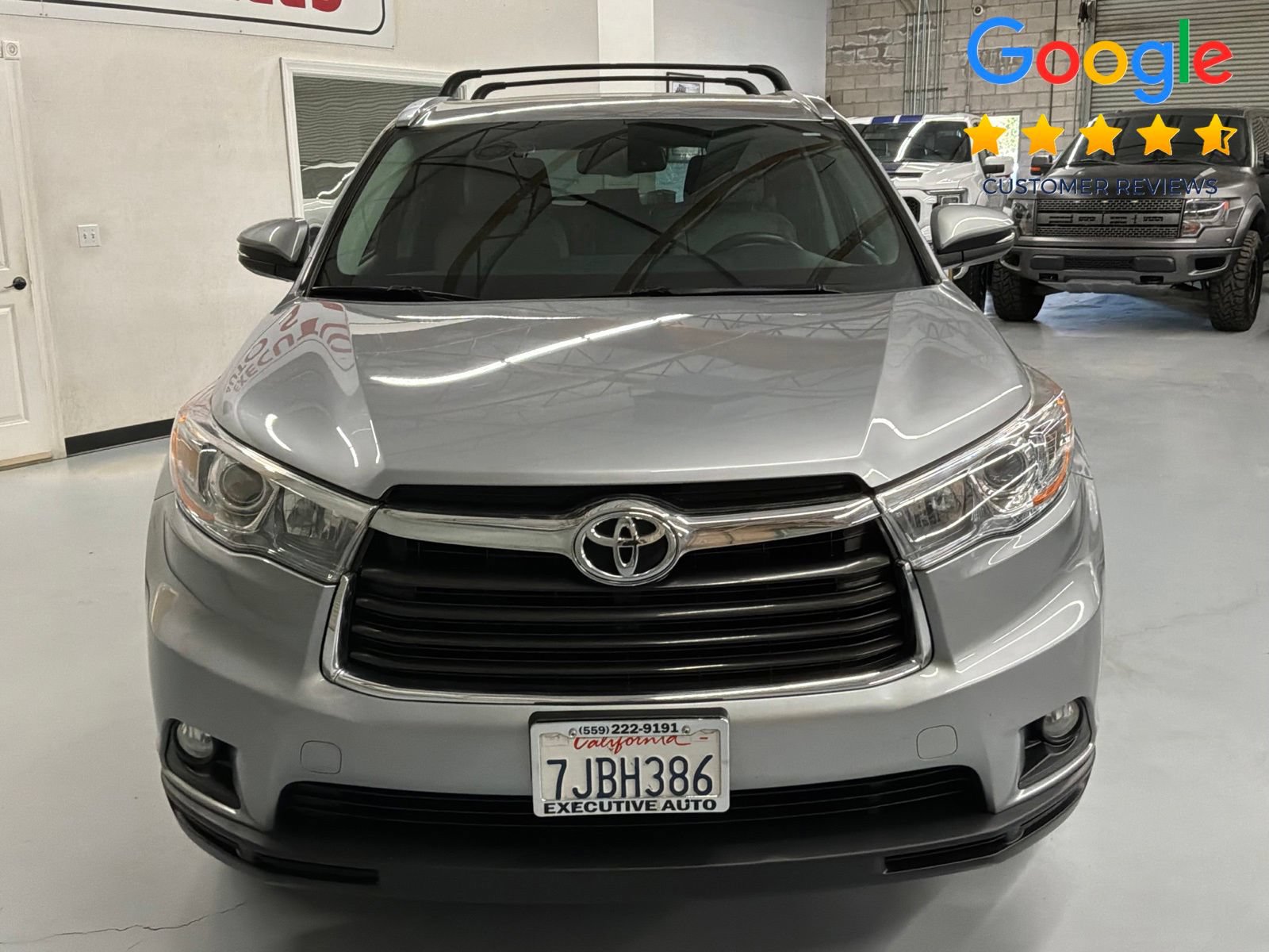 Used 2015 Toyota Highlander XLE FWD image 2