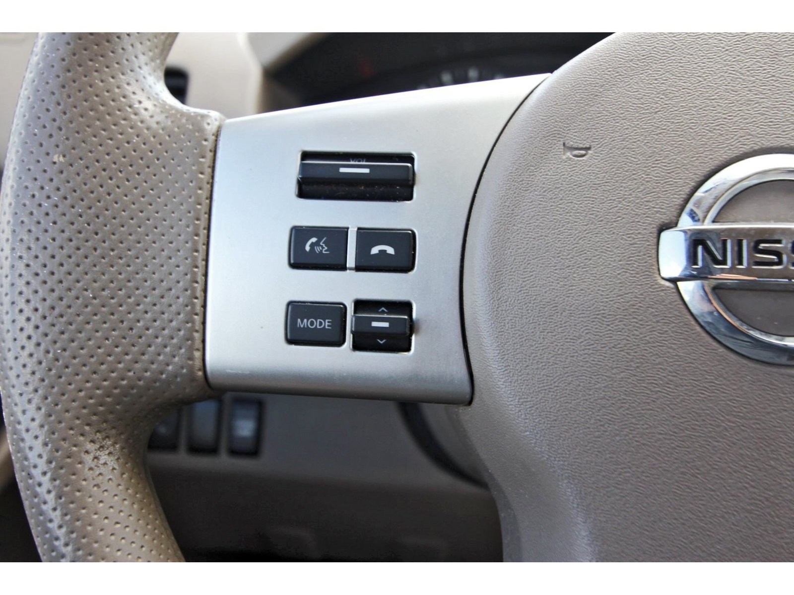 Used 2016 Nissan Frontier SV RWD image 14