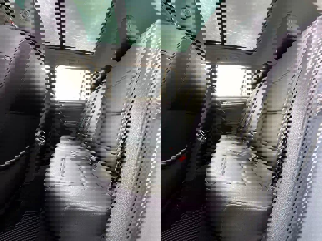 Used 2016 Volkswagen Golf SE w/ Lighting Package image 13