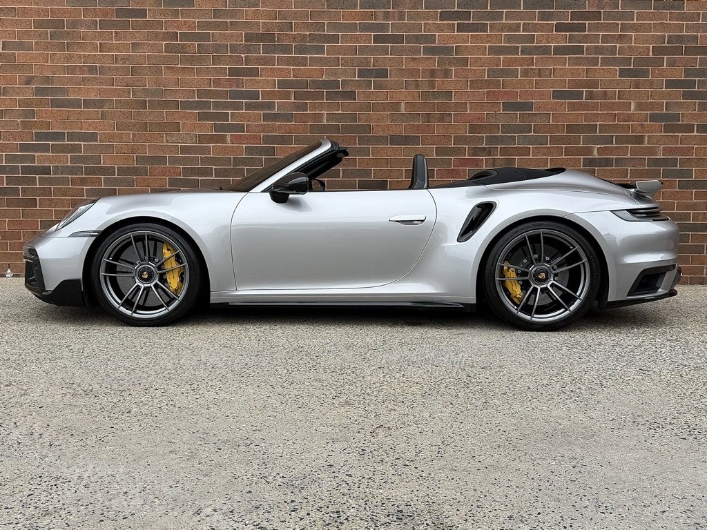 Used 2022 Porsche 911 Turbo S image 2