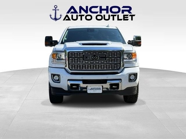 Used 2019 GMC Sierra 3500 Denali w/ Duramax Plus Package AWD/4WD image 2