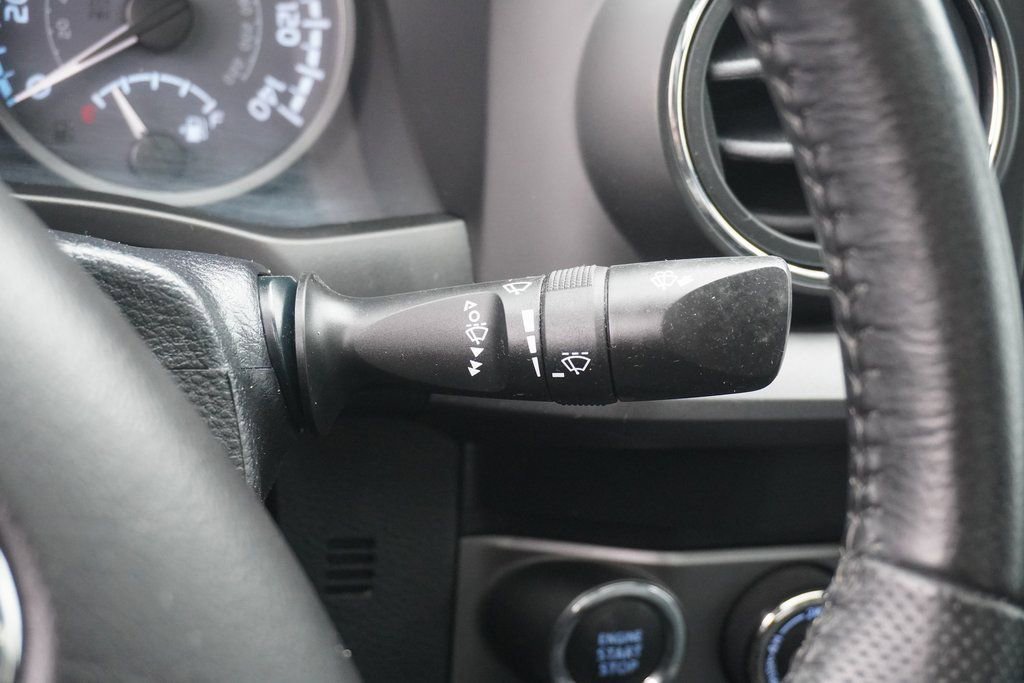 Used 2021 Toyota Tacoma TRD Sport image 19