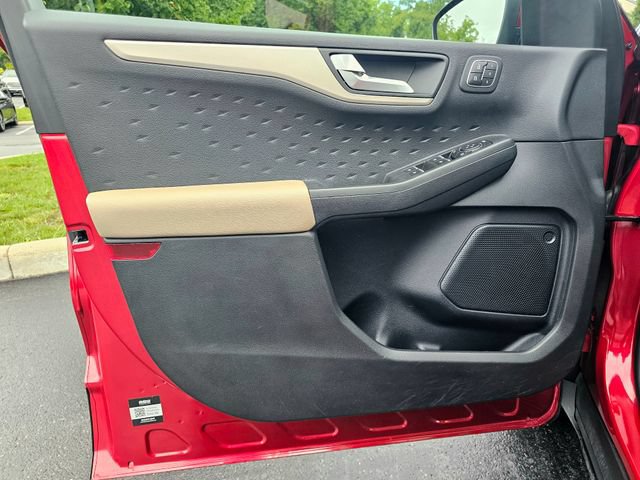 Used 2020 Ford Escape SEL AWD/4WD image 21