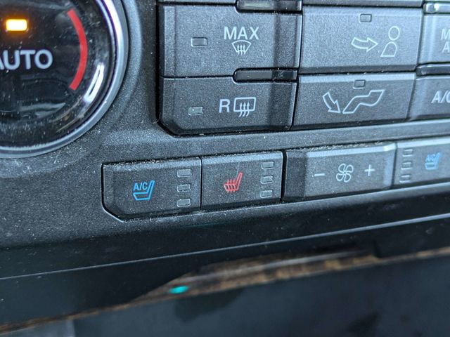 Used 2017 Ford F150 Platinum w/ Equipment Group 701A Luxury image 24