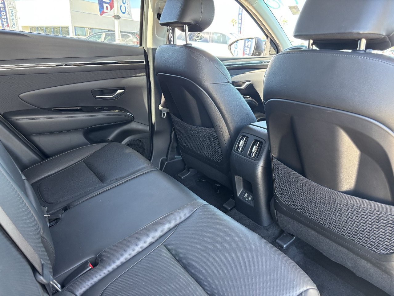 Used 2022 Hyundai Tucson Limited FWD image 11