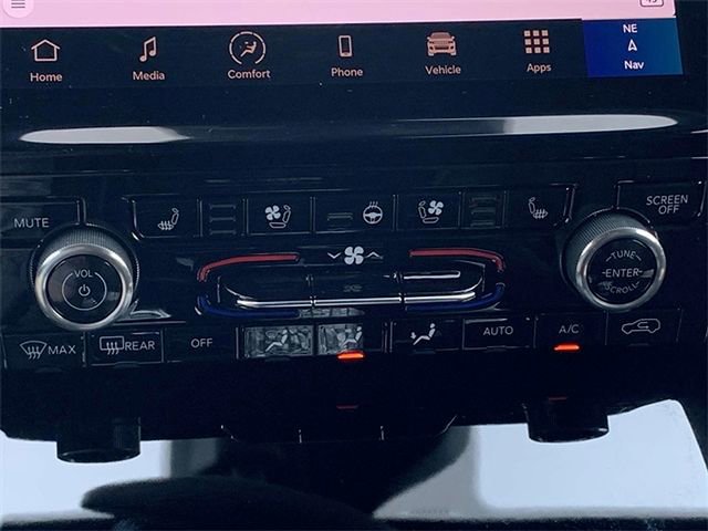 New 2024 Jeep Grand Cherokee Overland image 18