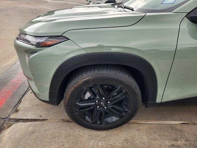 Used 2024 Chevrolet Trax ACTIV w/ Sunroof Package image 13