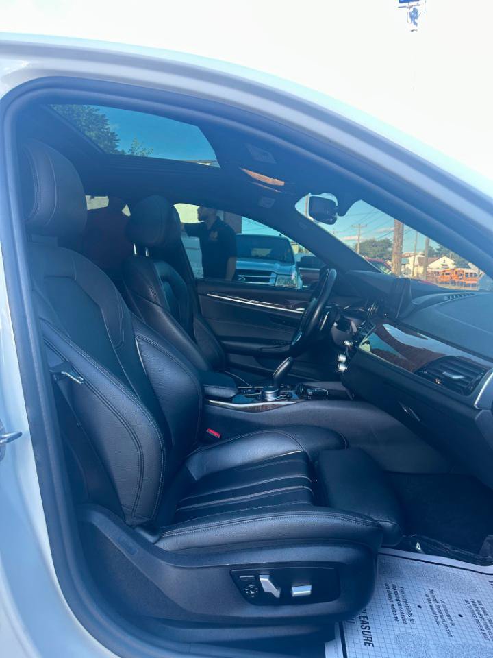 Used 2018 BMW 530i xDrive w/ Premium Package AWD/4WD image 26