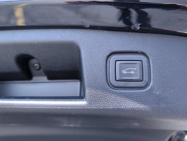 Used 2024 Chevrolet Blazer EV LT AWD/4WD image 28
