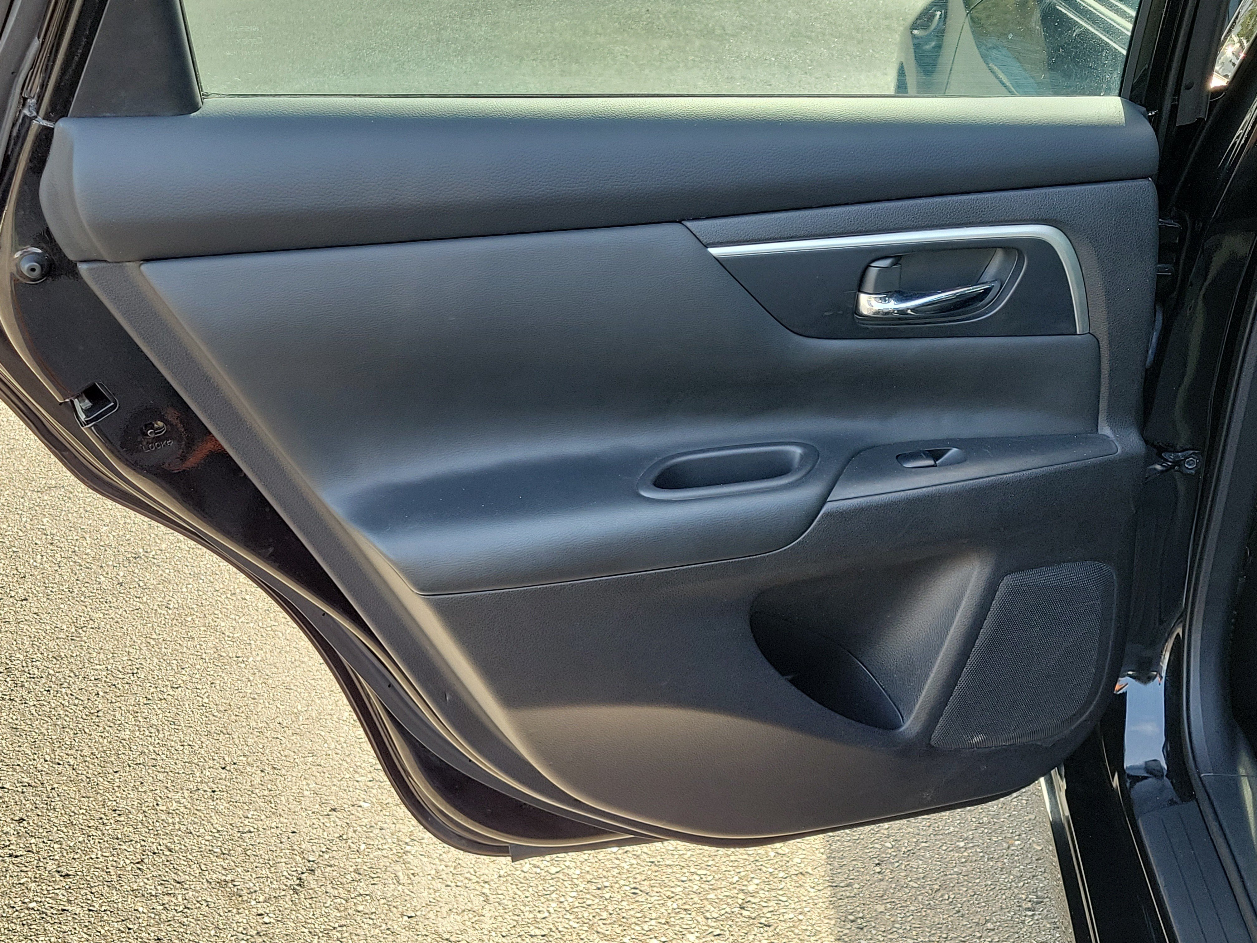 Used 2018 Nissan Altima 2.5 SL w/ 2.5 SL Technology Package FWD image 12