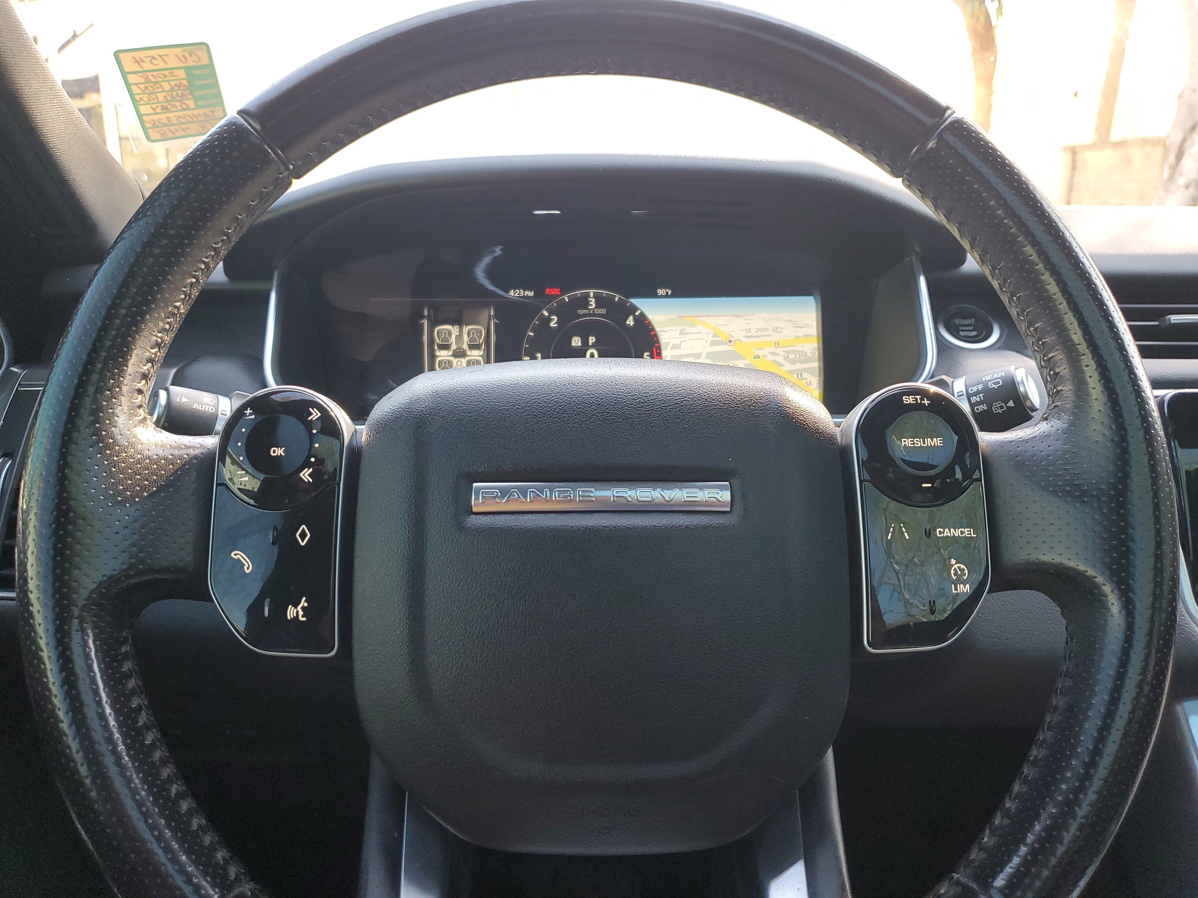 Used 2018 Land Rover Range Rover Sport SE image 29