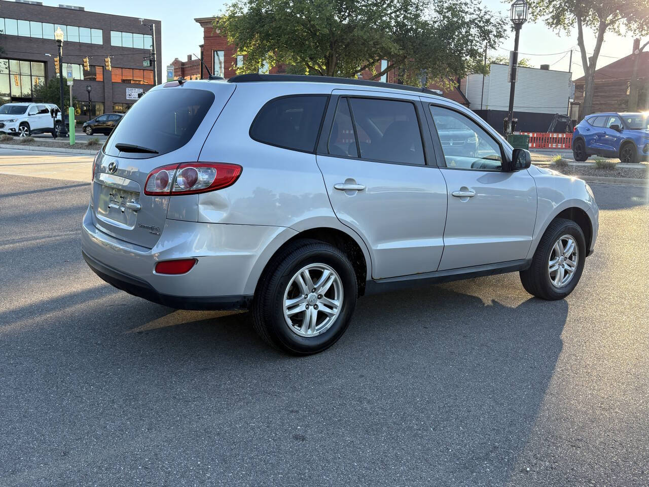 Used 2010 Hyundai Santa Fe GLS AWD/4WD image 10