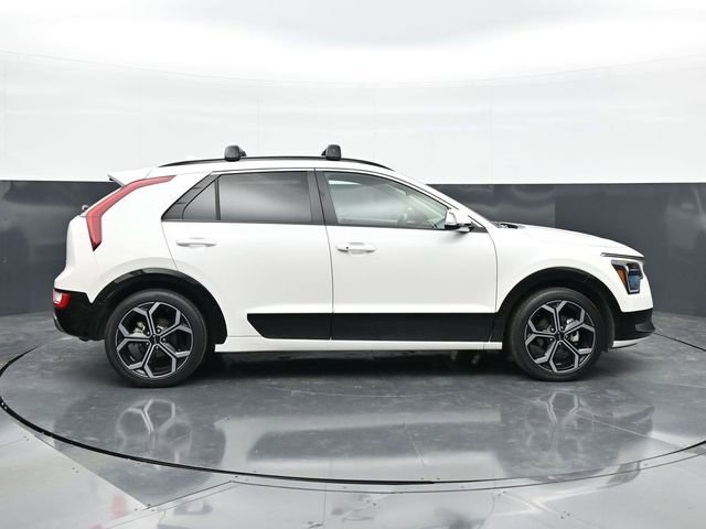 Used 2023 Kia Niro EX Touring FWD image 8