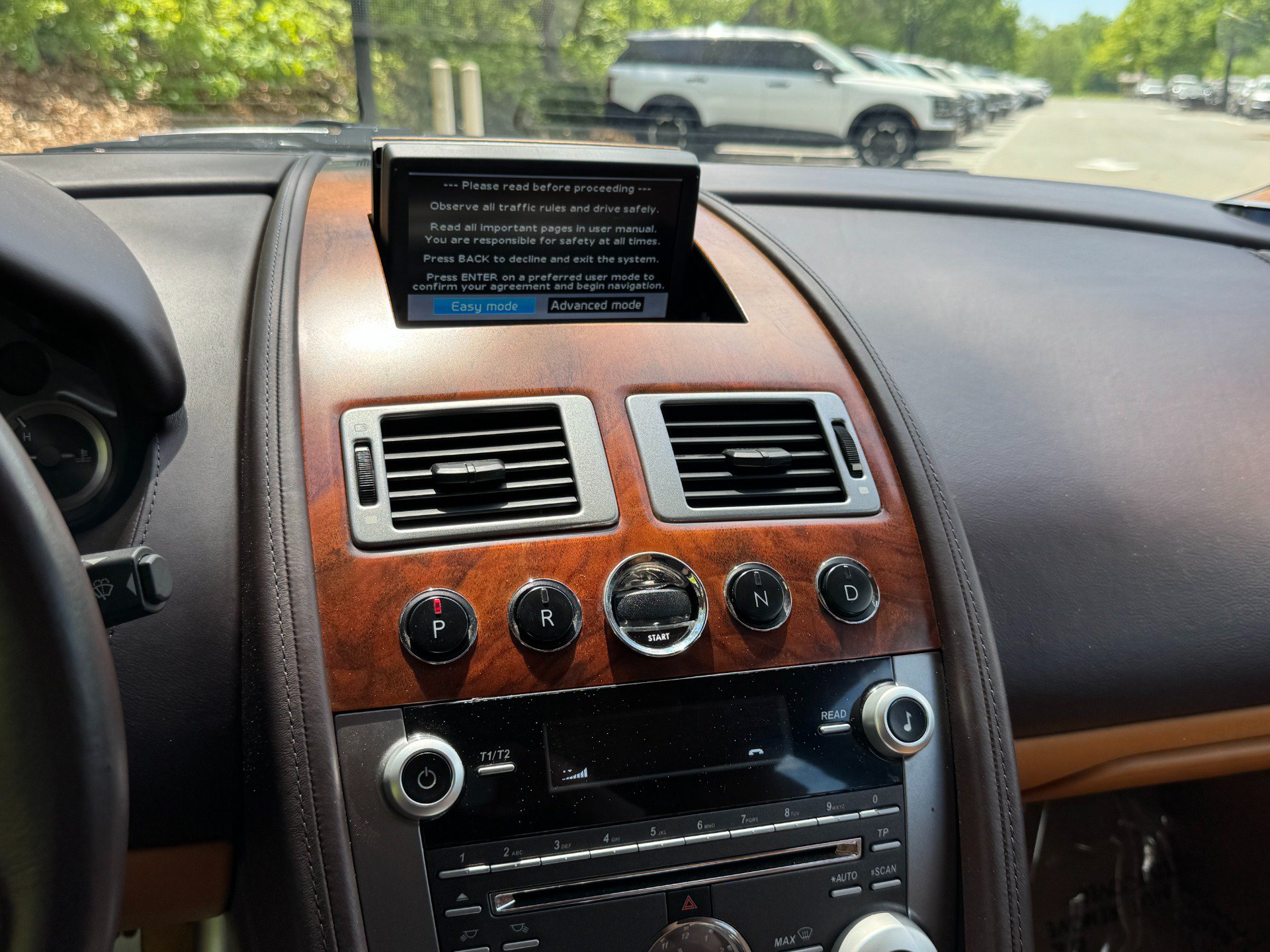 Used 2011 Aston Martin Rapide RWD image 34