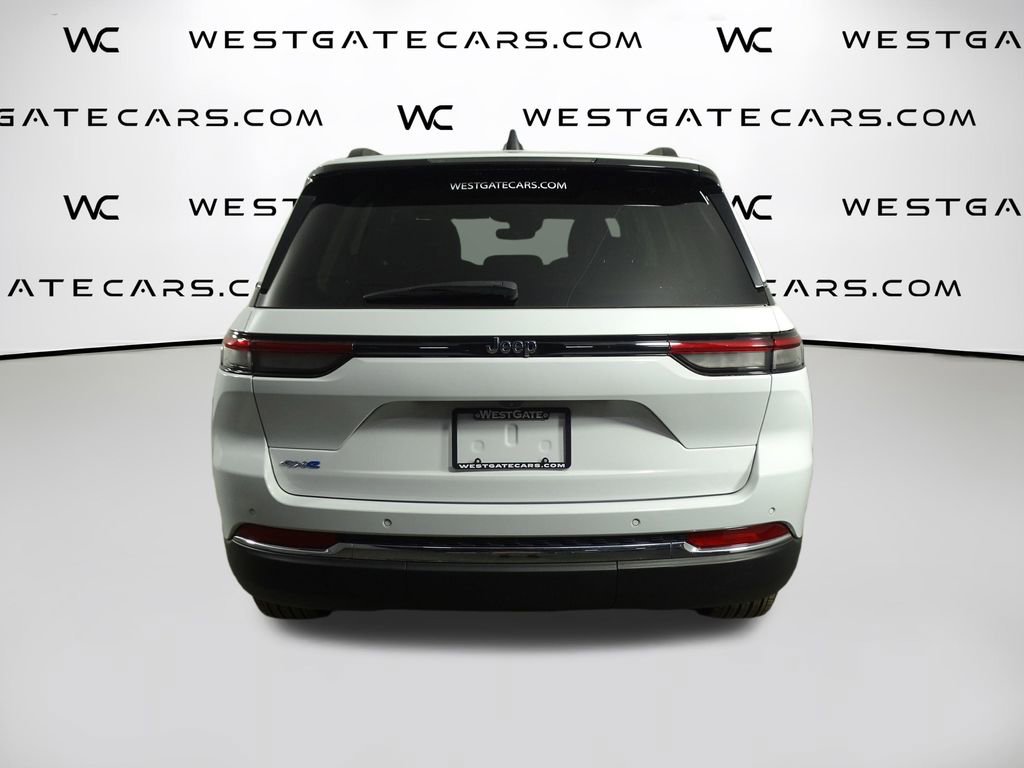 Used 2023 Jeep Grand Cherokee 4WD 4xe image 7