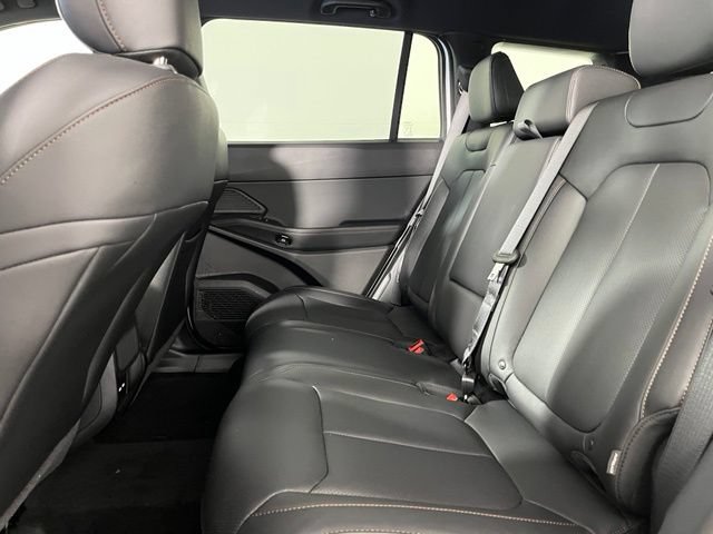 Used 2026 Jeep Cherokee Limited AWD/4WD image 37