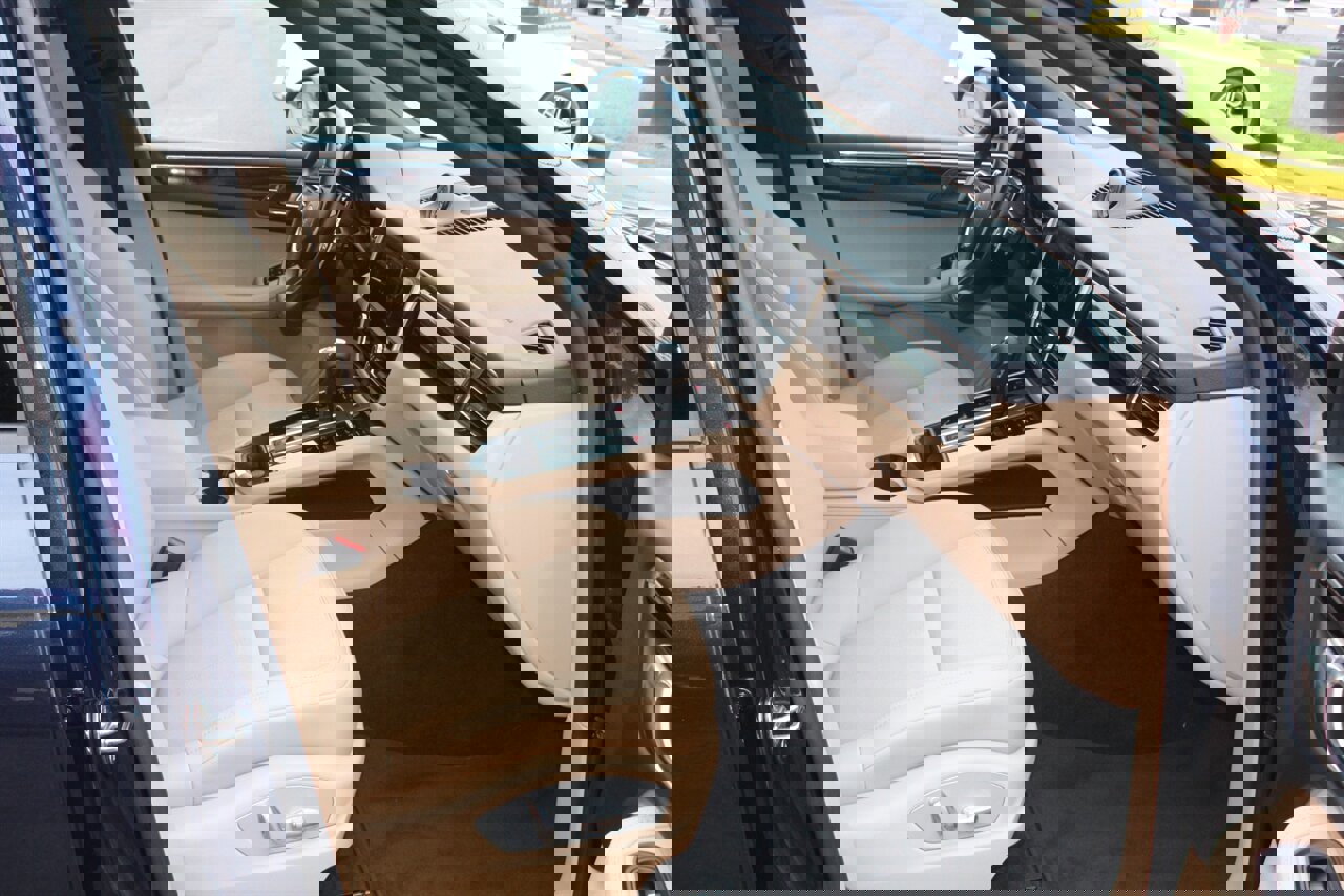 Used 2022 Porsche Macan image 13