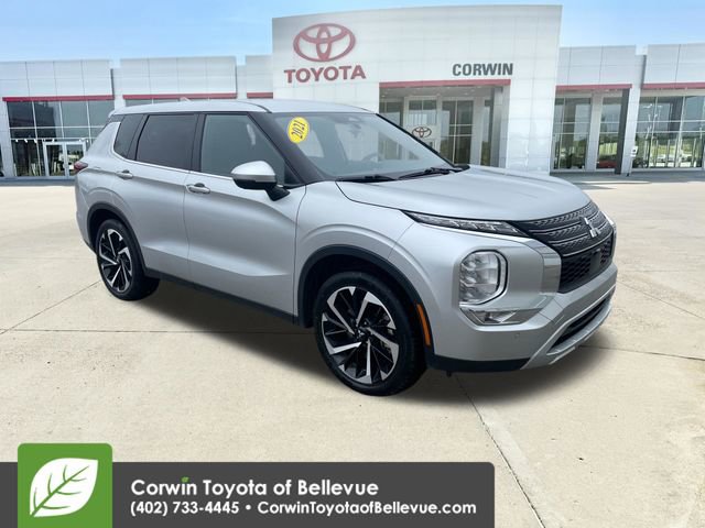 Used 2024 Mitsubishi Outlander SE