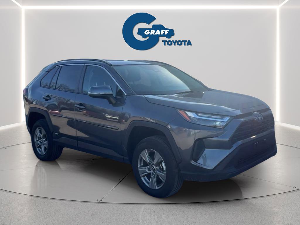 Used 2024 Toyota RAV4 LE image 7