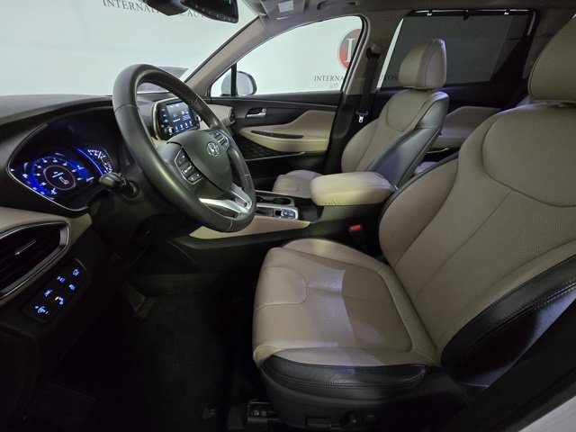 Used 2020 Hyundai Santa Fe SEL w/ Convenience + Premium Package image 11