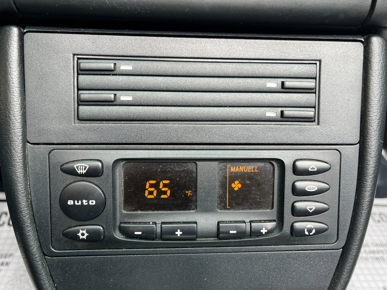 Used 2002 Porsche Boxster image 33