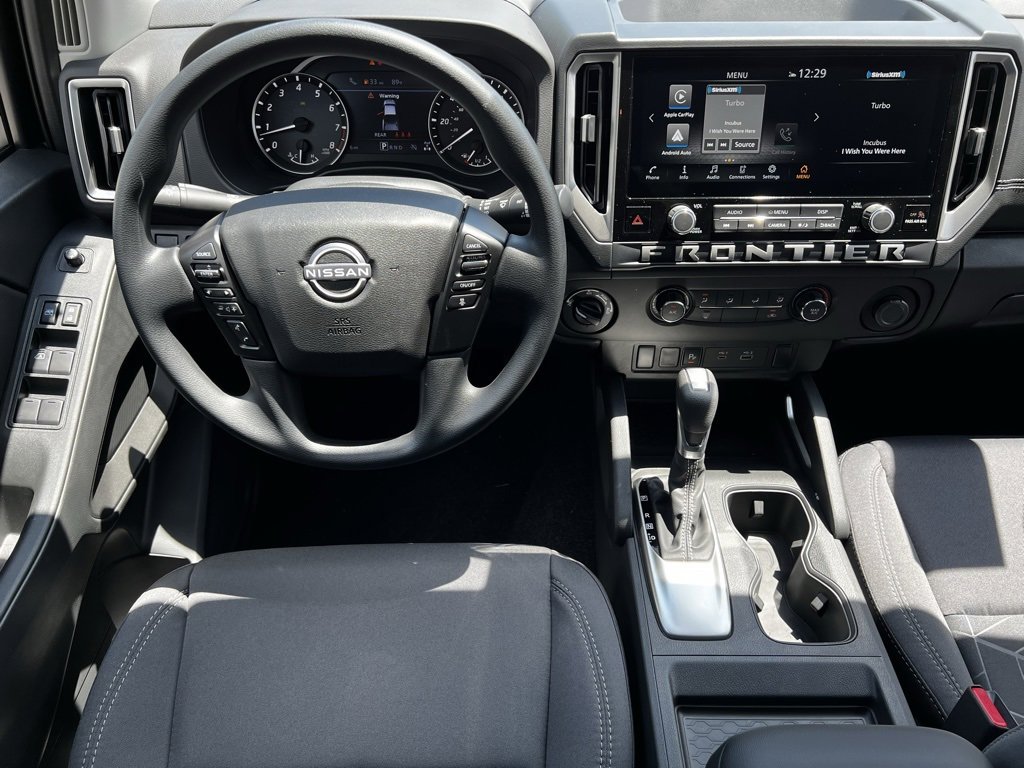New 2025 Nissan Frontier SV image 4