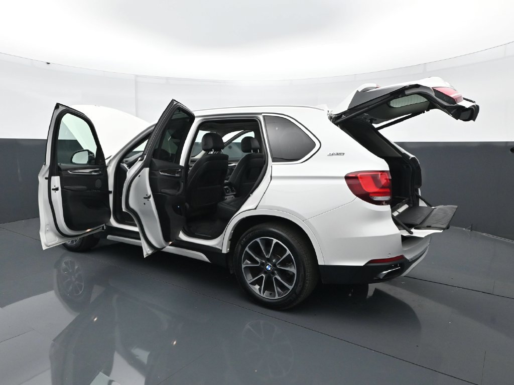 Used 2018 BMW X5 xDrive40e AWD/4WD image 32
