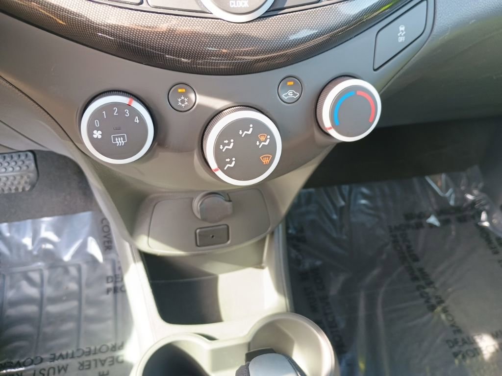 Used 2015 Chevrolet Spark LS image 26