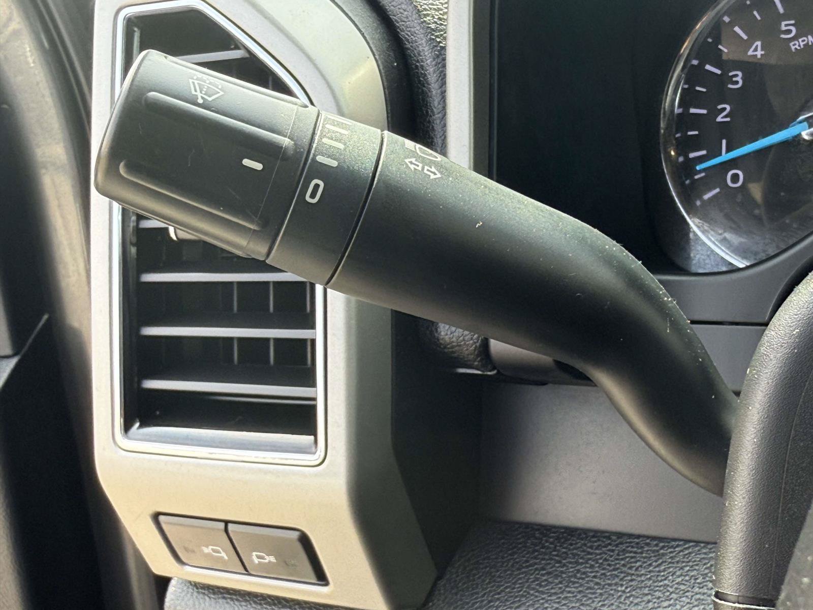 Certified 2019 Ford F250 Lariat w/ FX4 Off-Road Package AWD/4WD image 22
