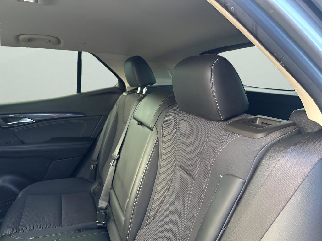 Used 2023 Buick Envision Preferred image 19