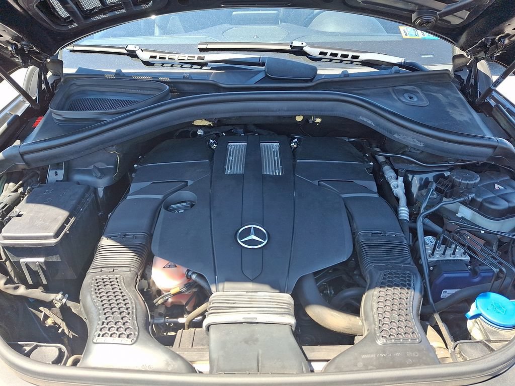 Used 2017 Mercedes-Benz GLS 450 4MATIC image 29