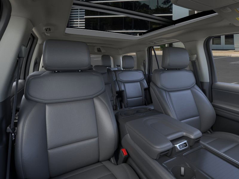 New 2026 Ford Expedition Active image 10