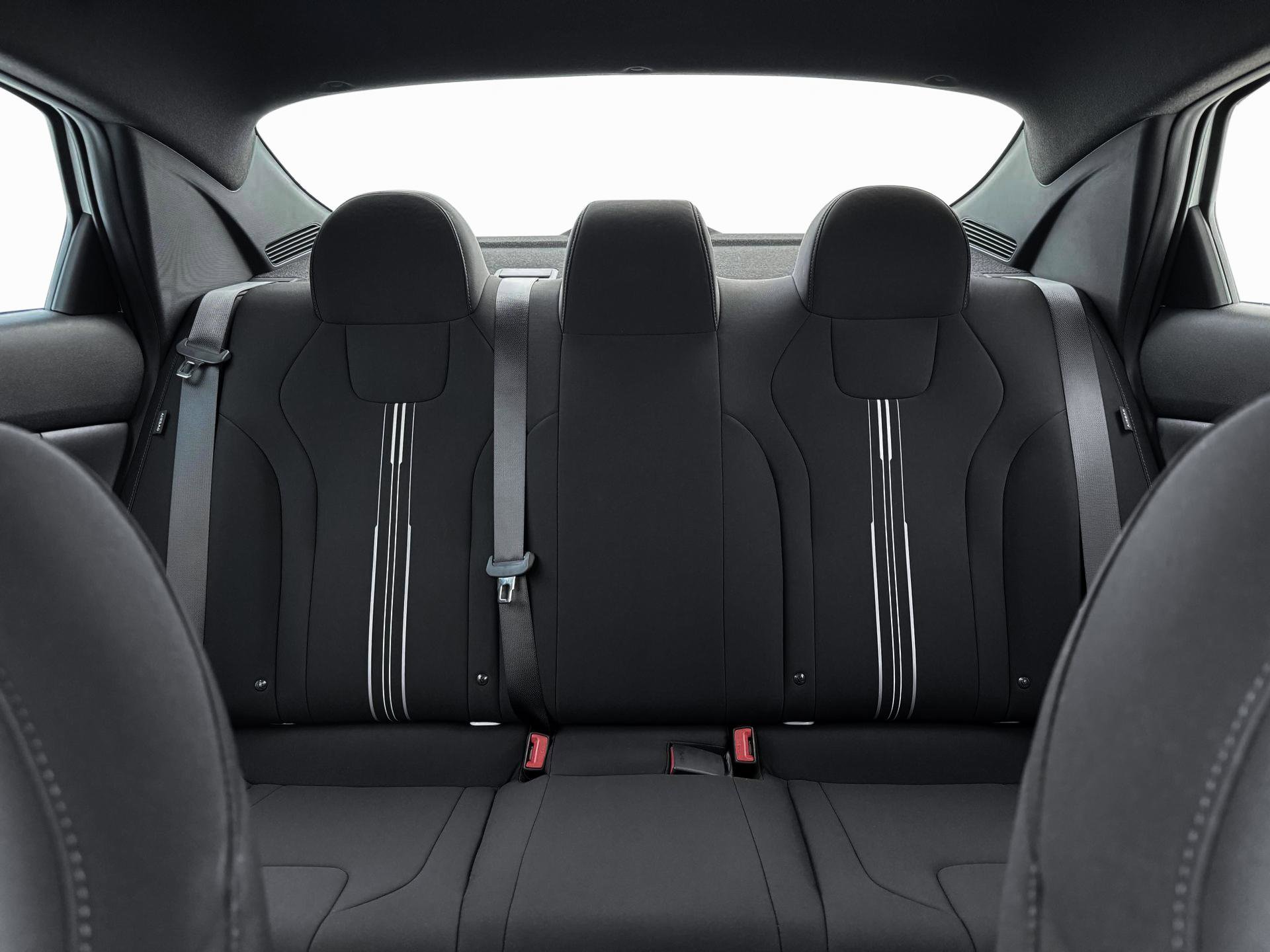 New 2025 Hyundai Elantra SEL image 16