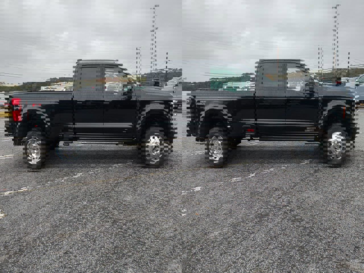 Used 2025 Ford F450 Platinum w/ FX4 Off-Road Package