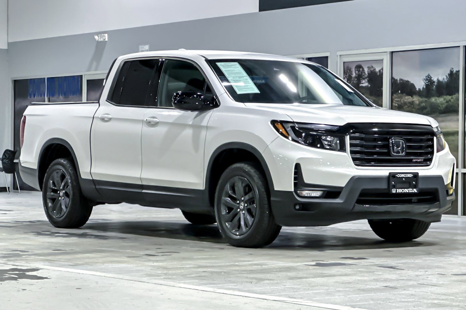 Used 2023 Honda Ridgeline Sport image 6