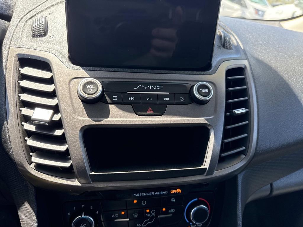 Used 2023 Ford Transit Connect XL FWD image 23