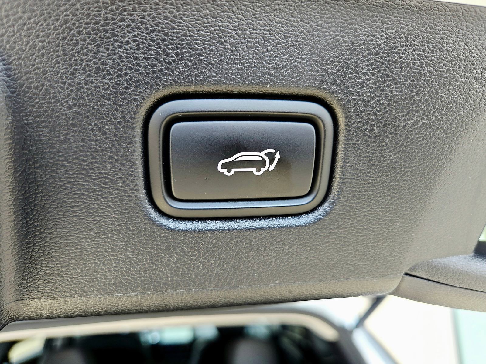 Certified 2024 Hyundai Tucson Limited image 30