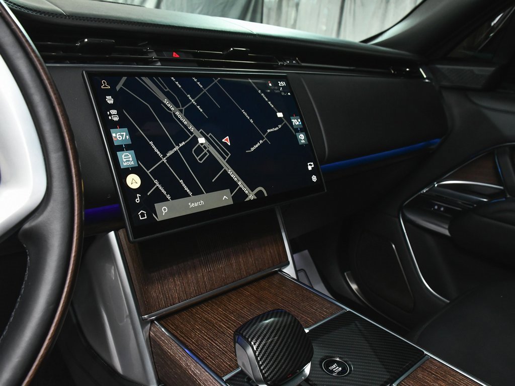 Used 2024 Land Rover Range Rover Autobiography image 47